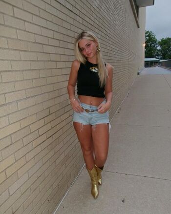 addie_gloria