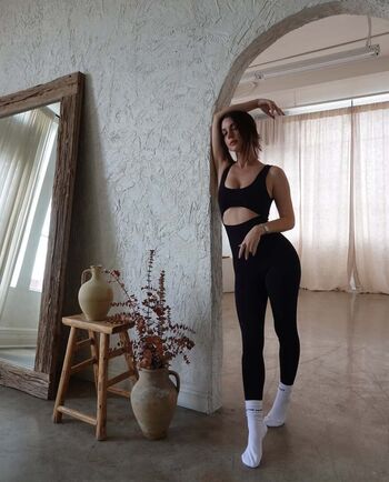 Adelaide Kane