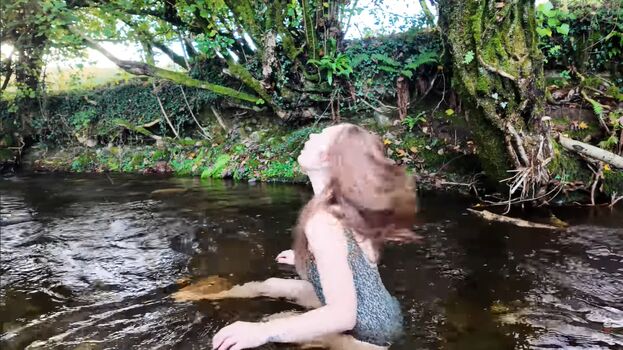 Full leaked Adventuresofellie private onlyfans photo