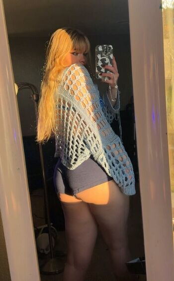Full leaked Aiiygatorz private onlyfans photo