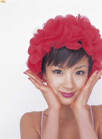 aki hoshino