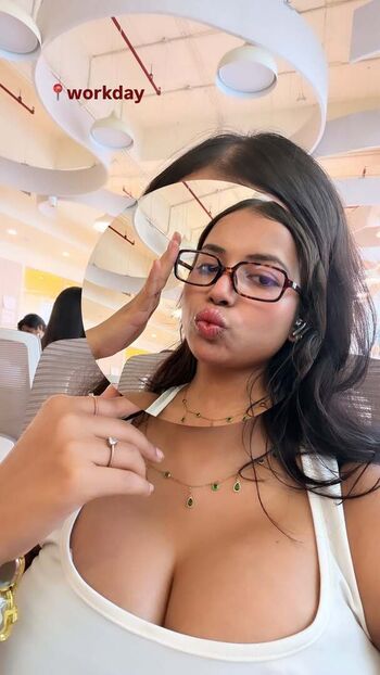 Full leaked Akiksha kashyap private onlyfans photo