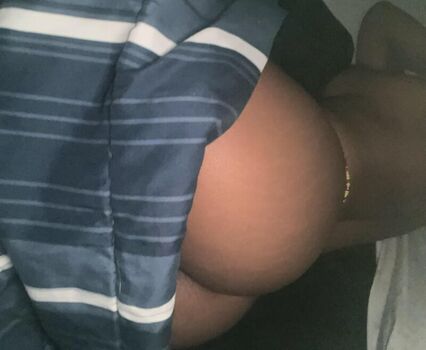 Full leaked Akiras peach private onlyfans photo