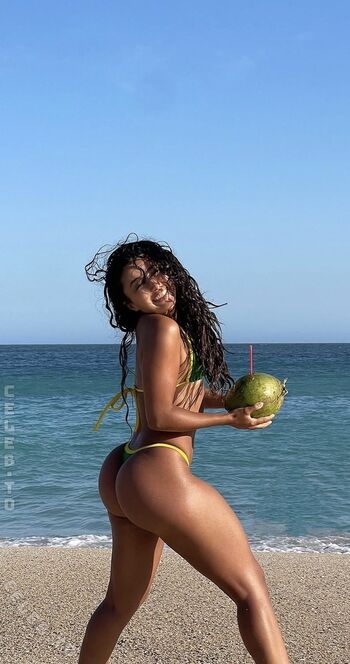 Full leaked Akirayass private onlyfans photo