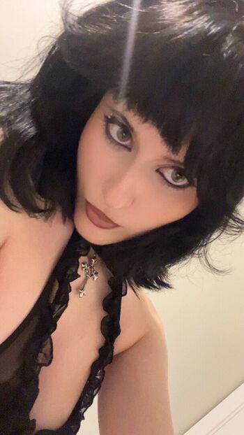 Full leaked Akutles private onlyfans photo