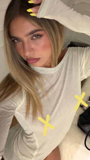 Full leaked Alessia lanza private onlyfans photo