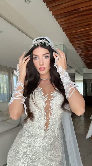 Alina Enero