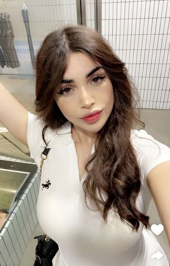 Alina Rose
