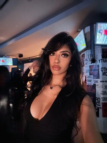 Full leaked Aliza shan private onlyfans photo