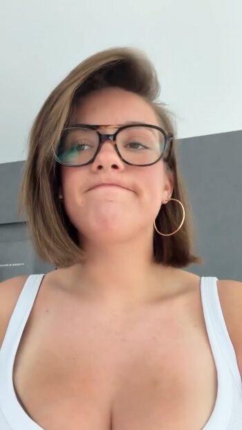Full leaked Allie sherlock private onlyfans photo