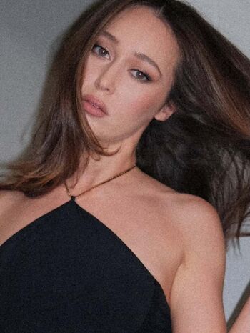 Full leaked Alycia debnam carey private onlyfans photo