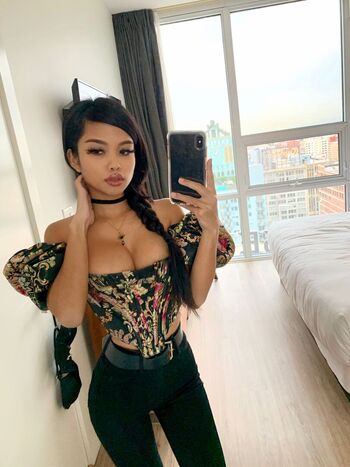 Alyssa Silos