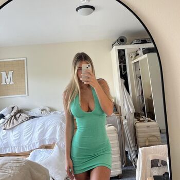 Full leaked Ameliapelto private onlyfans photo