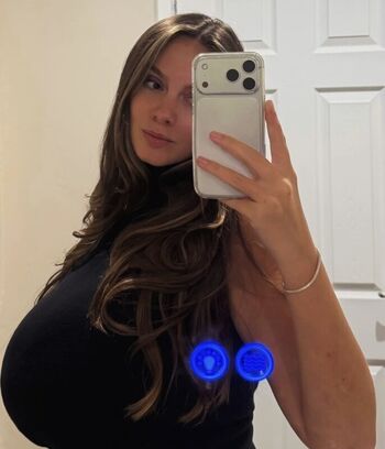 Full leaked Amy quesada getgood page private onlyfans photo