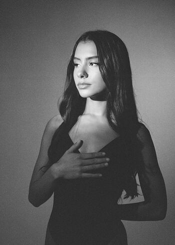 Ana Mcroski