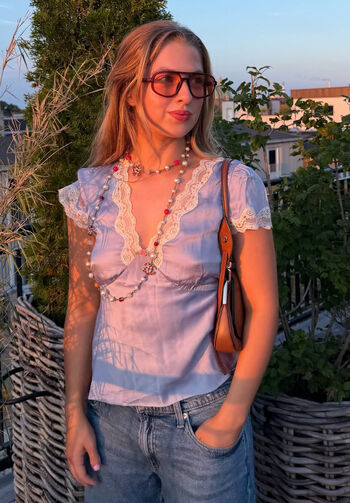 Anais Gallagher