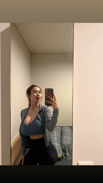 Full leaked Anastasya khosasih page private onlyfans photo