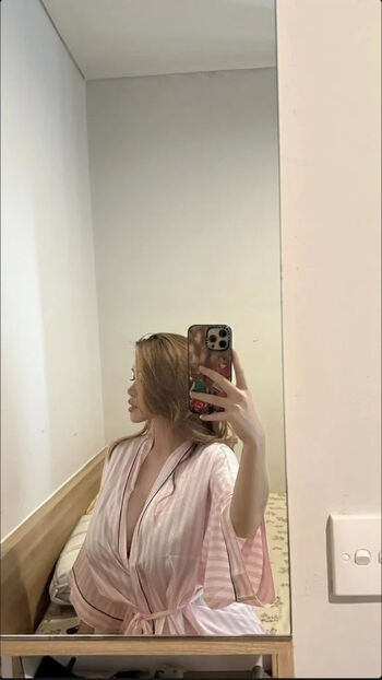 Full leaked Anastasya khosasih page private onlyfans photo