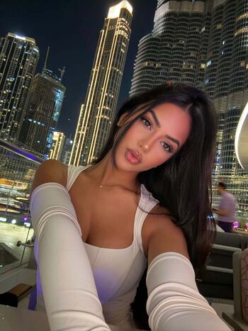 Full leaked Aneeqa farid page private onlyfans photo
