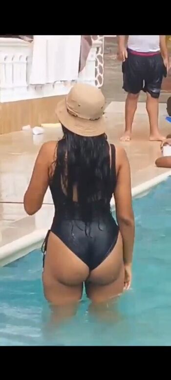 Anleny frias