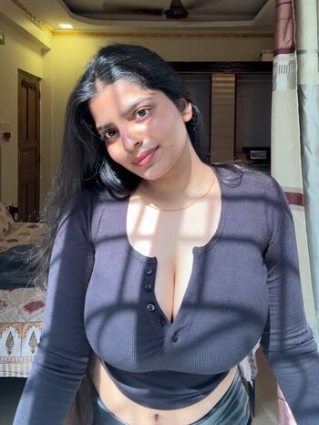Full leaked Anushkadiariess private onlyfans photo