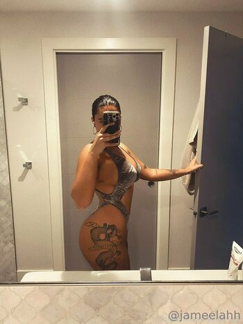 Full leaked Arabic princess page private onlyfans photo
