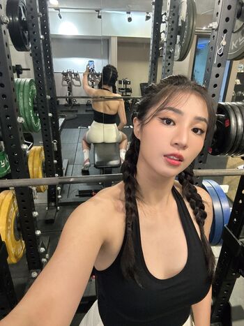 Full leaked Arielai private onlyfans photo