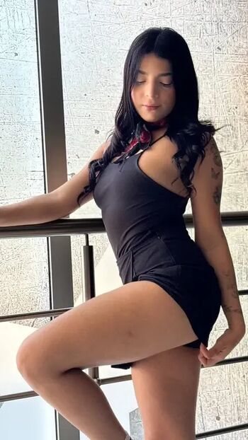 Full leaked Arieliciousxxx private onlyfans photo