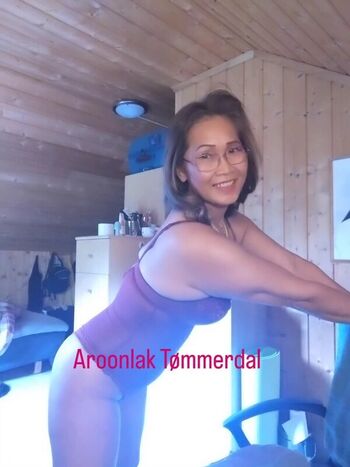 Full leaked Aroonlak ubon page private onlyfans photo