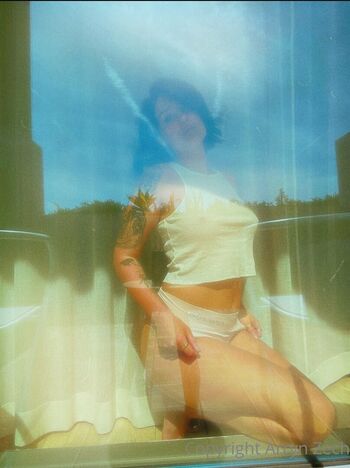 Full leaked Arryn zech private onlyfans photo