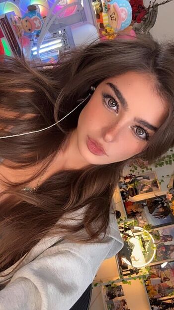 Full leaked Aruuu  page private onlyfans photo