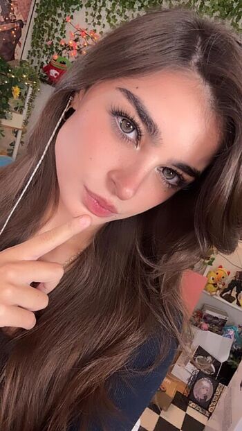 Full leaked Aruuu  page private onlyfans photo