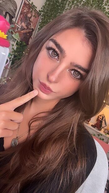 Full leaked Aruuu  page private onlyfans photo