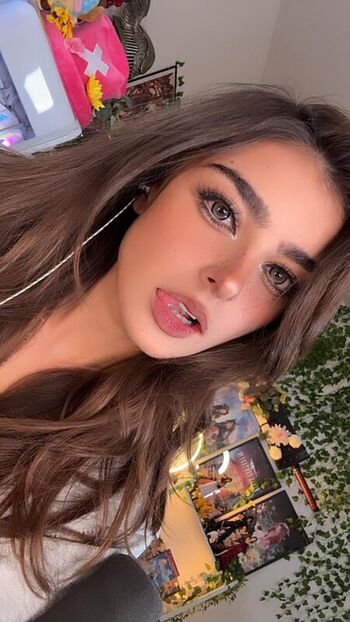 Full leaked Aruuu  page private onlyfans photo
