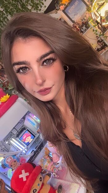 Full leaked Aruuu  page private onlyfans photo