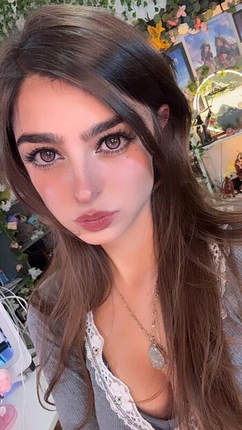 Full leaked Aruuu  page private onlyfans photo