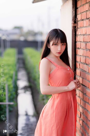 Full leaked Ozzora/ private onlyfans photo