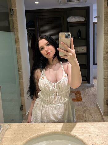 Full leaked Babydana private onlyfans photo