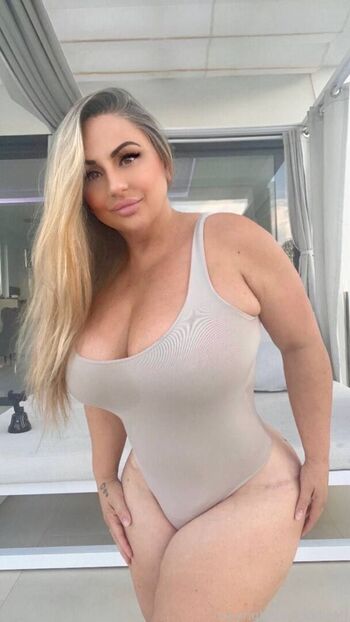 Full leaked Baddiemi private onlyfans photo