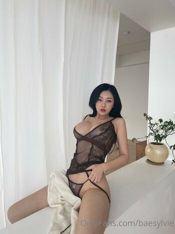 Full leaked Baesylvie  page private onlyfans photo
