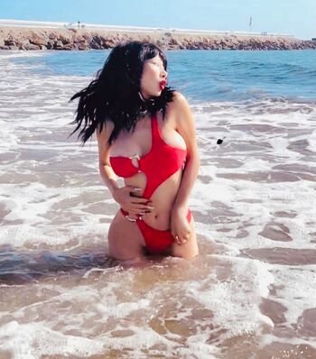 Bai Ling