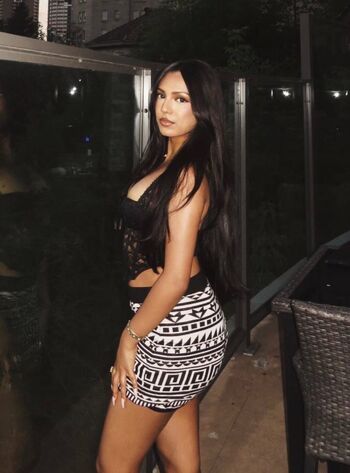 Full leaked Bangladeshi private onlyfans photo