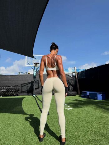 Bekah Roth