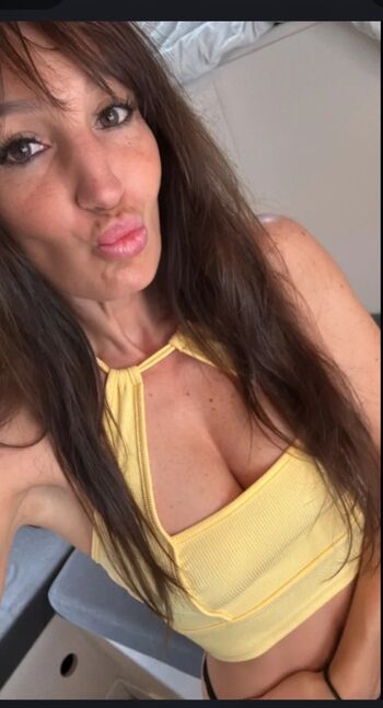 Full leaked Bellatina private onlyfans photo