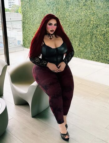 Belledarkgoddess