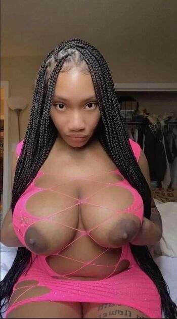 Full leaked Big black tits private onlyfans photo
