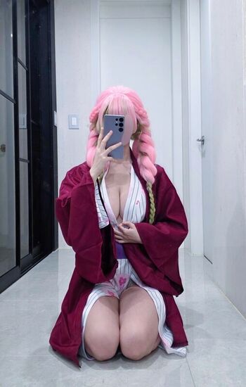 Full leaked Meowmint/ private onlyfans photo