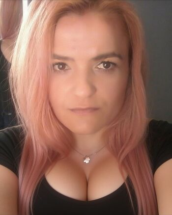 Blonde Bimbo Milf
