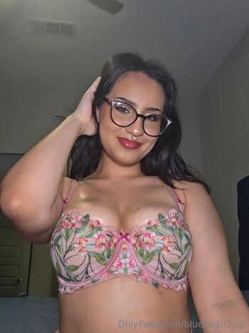 Full leaked Bluebeari private onlyfans photo