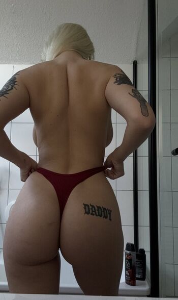 Full leaked Bombenblondie page private onlyfans photo